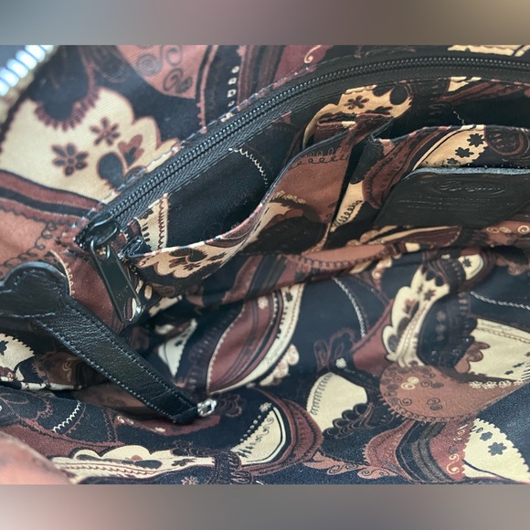 EUC Brighton Faux Croc Embossed Soft Leather Shoulder Bag - Picture 11 of 13